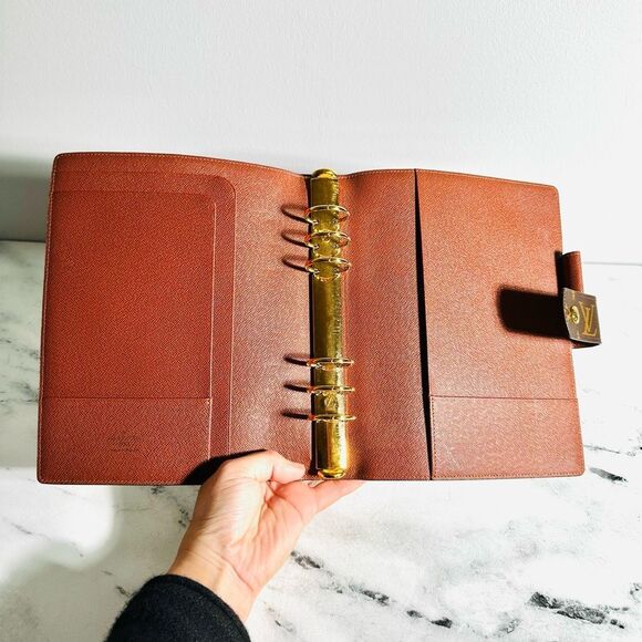 Louis Vuitton Agenda GM - Picture 8 of 13